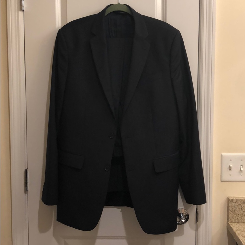 Banana republic navy suit